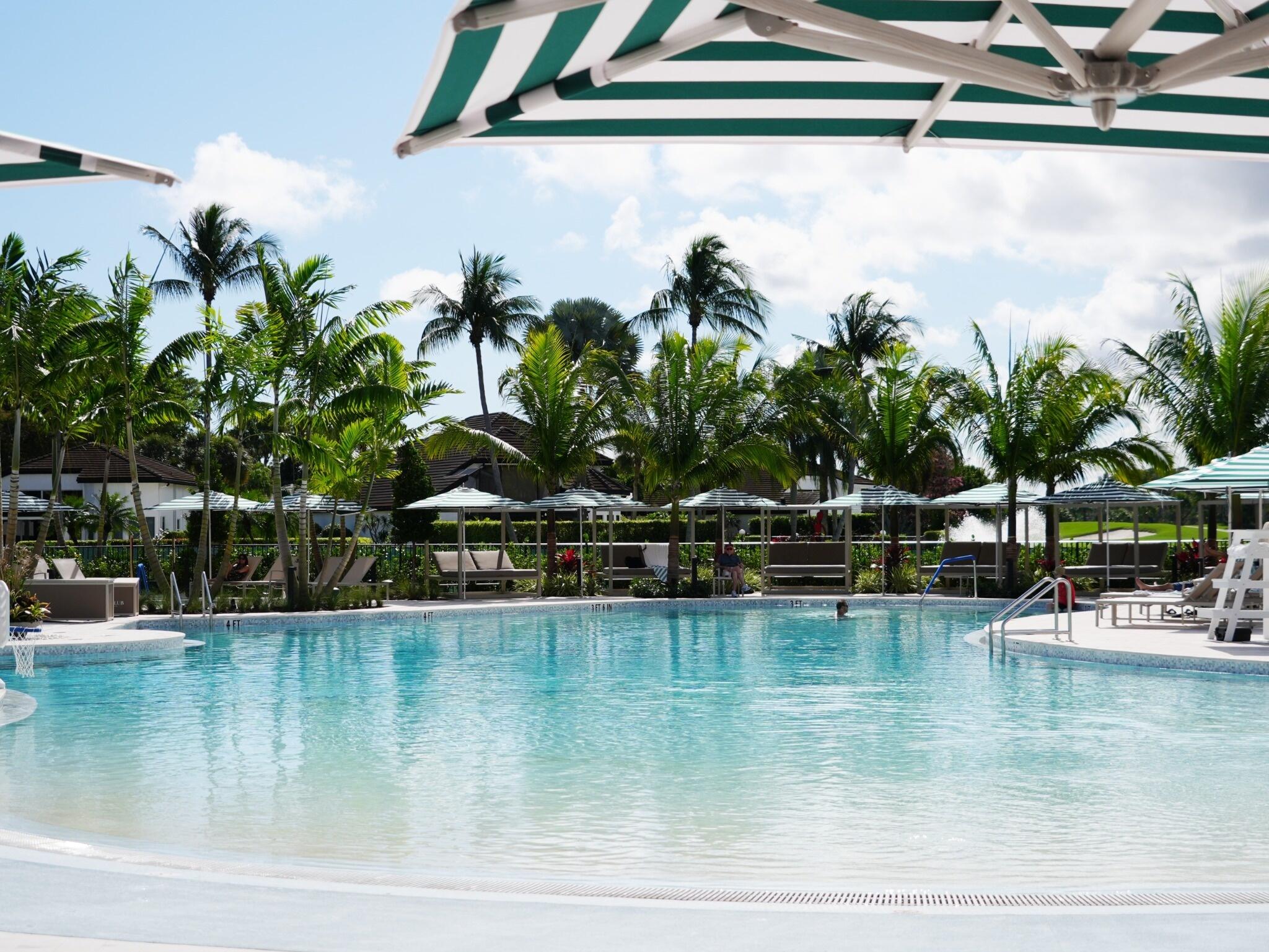 Club Rendering - Pool1