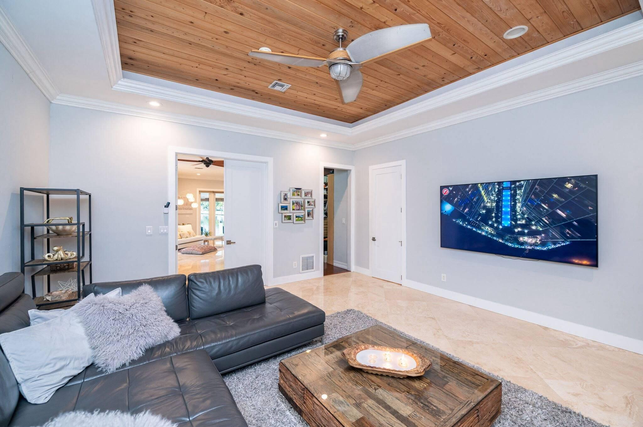 Media Room for Relaxing & Entertaining