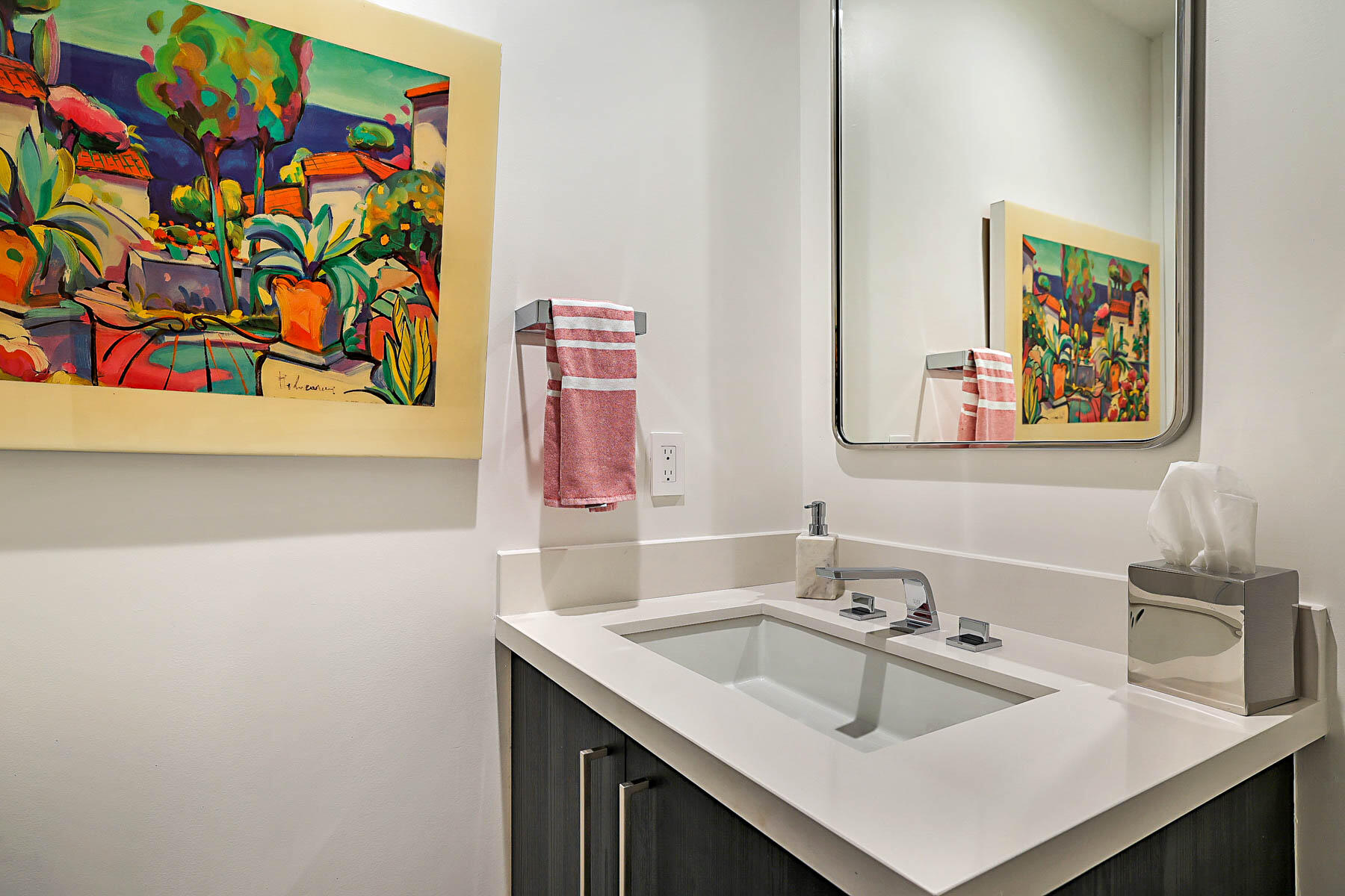 POWDER ROOM