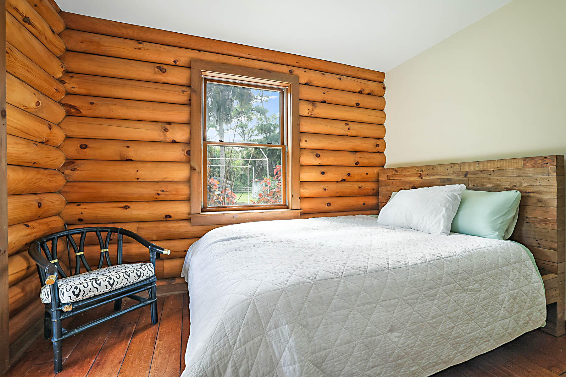DOWNSTAIRS BEDROOM