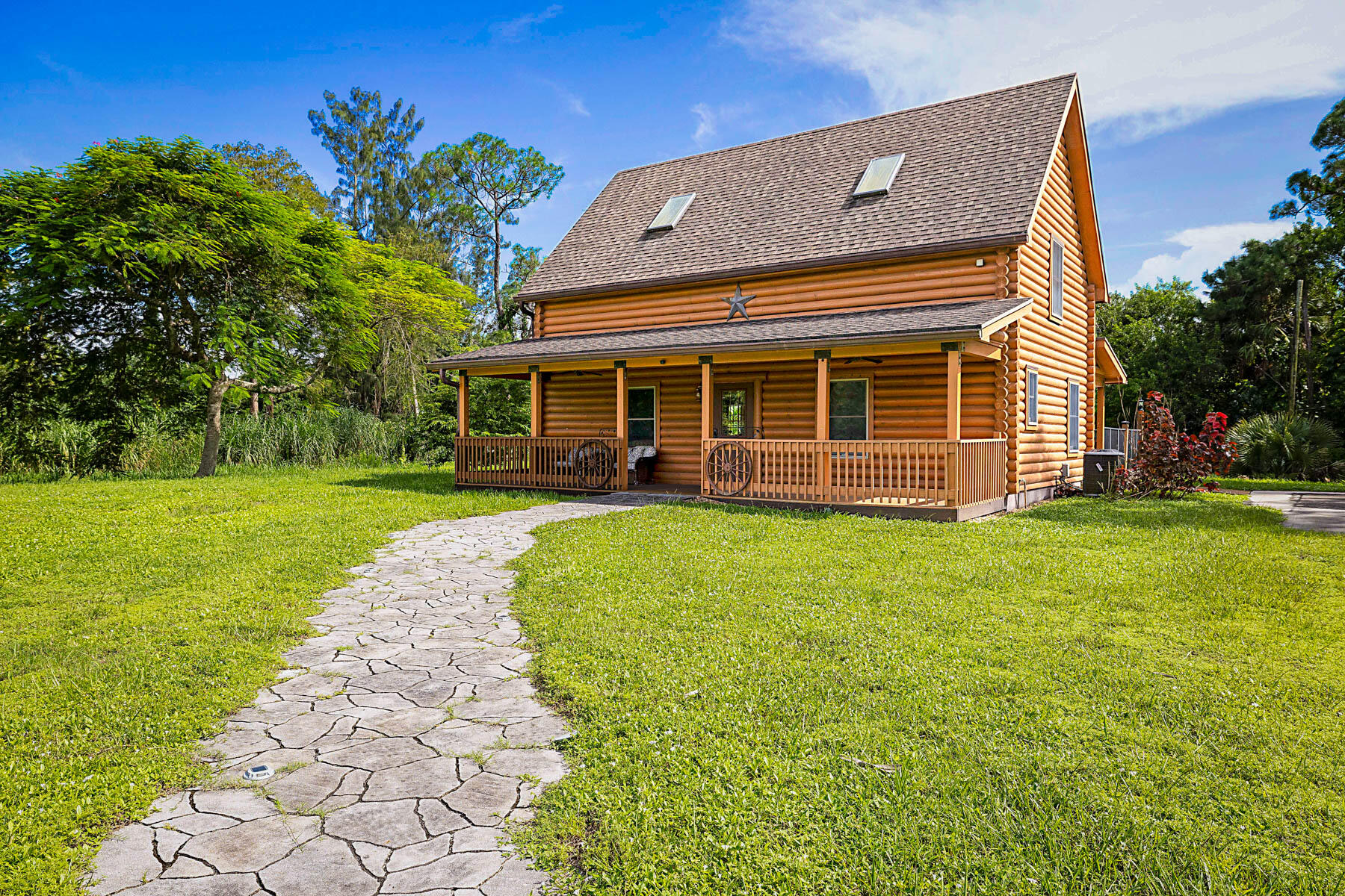 LOG CABIN