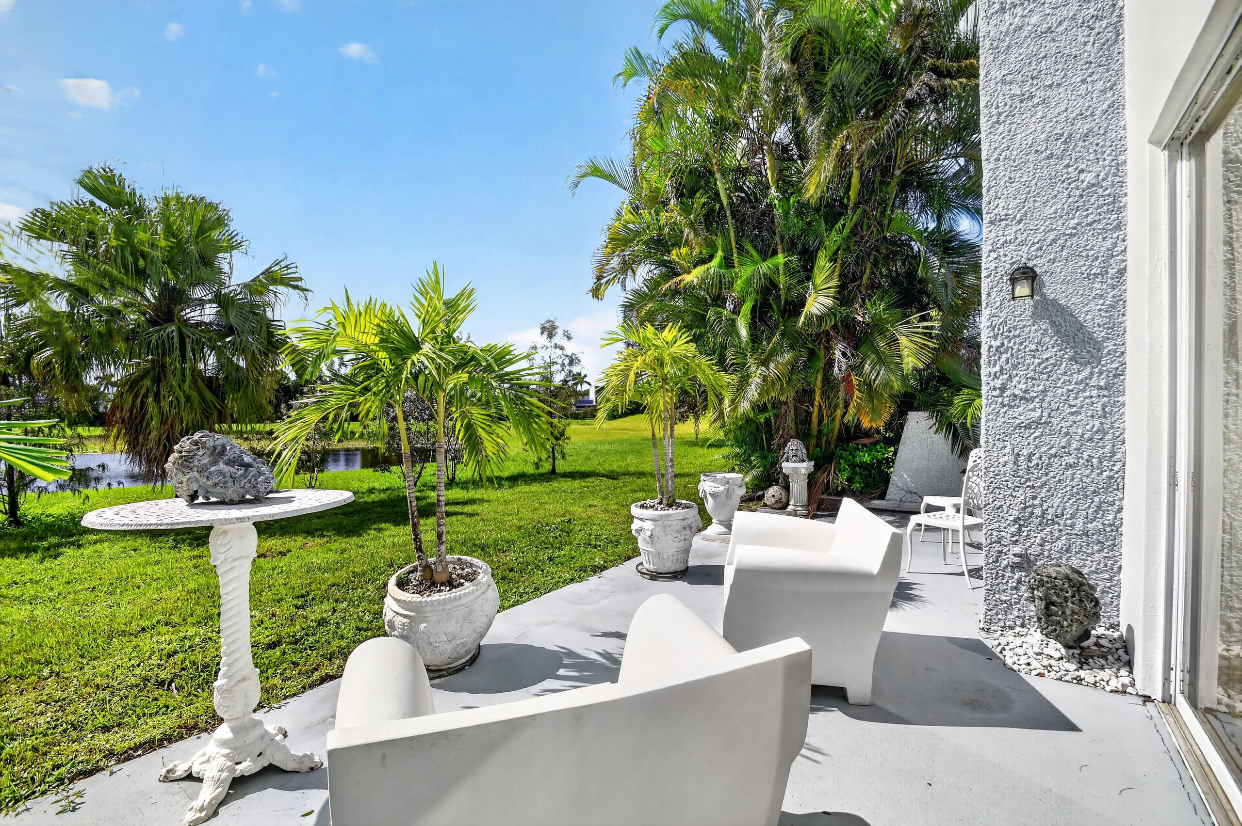 Outside patio - wonderful sunset views