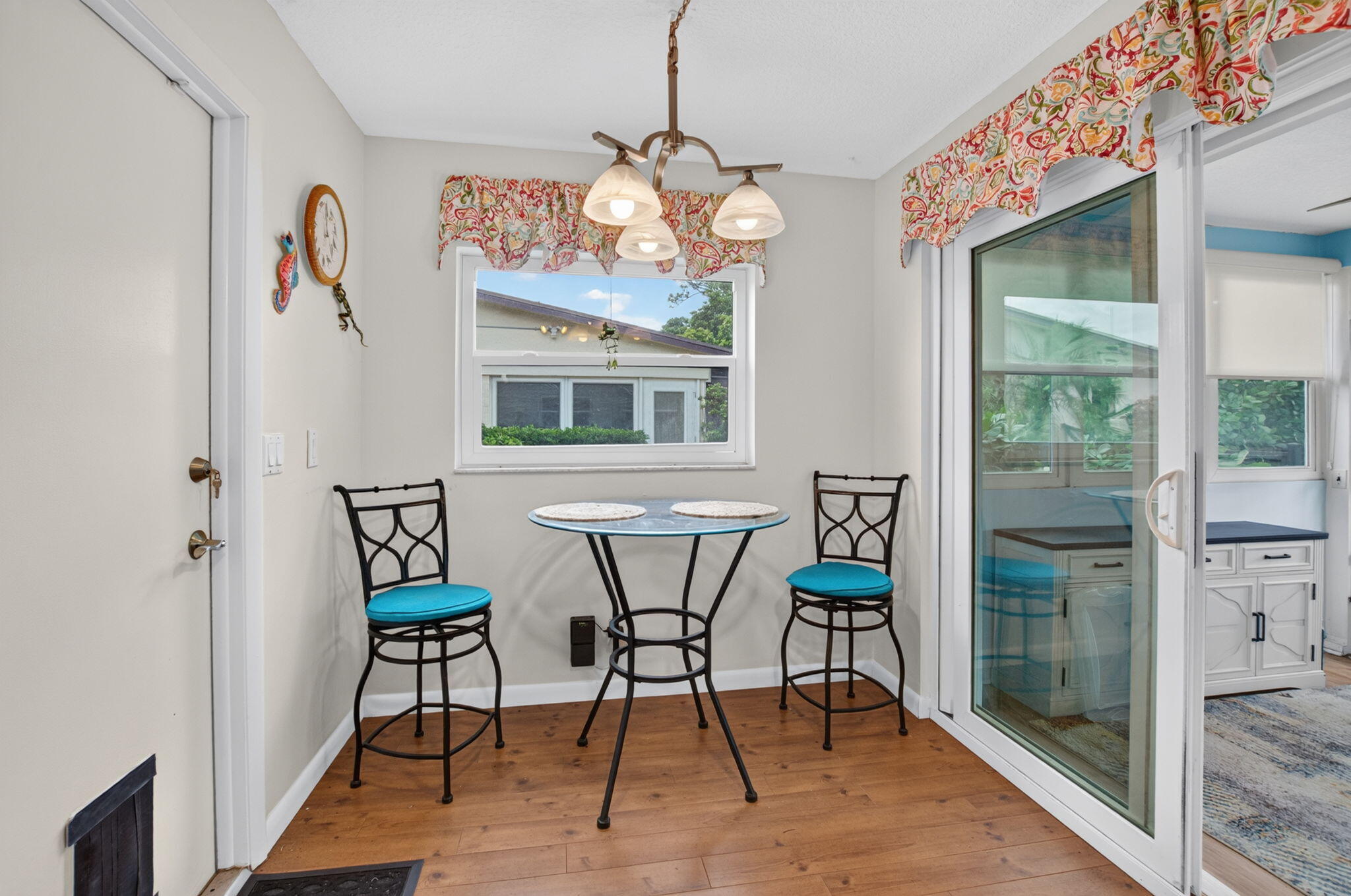 Breakfast Nook