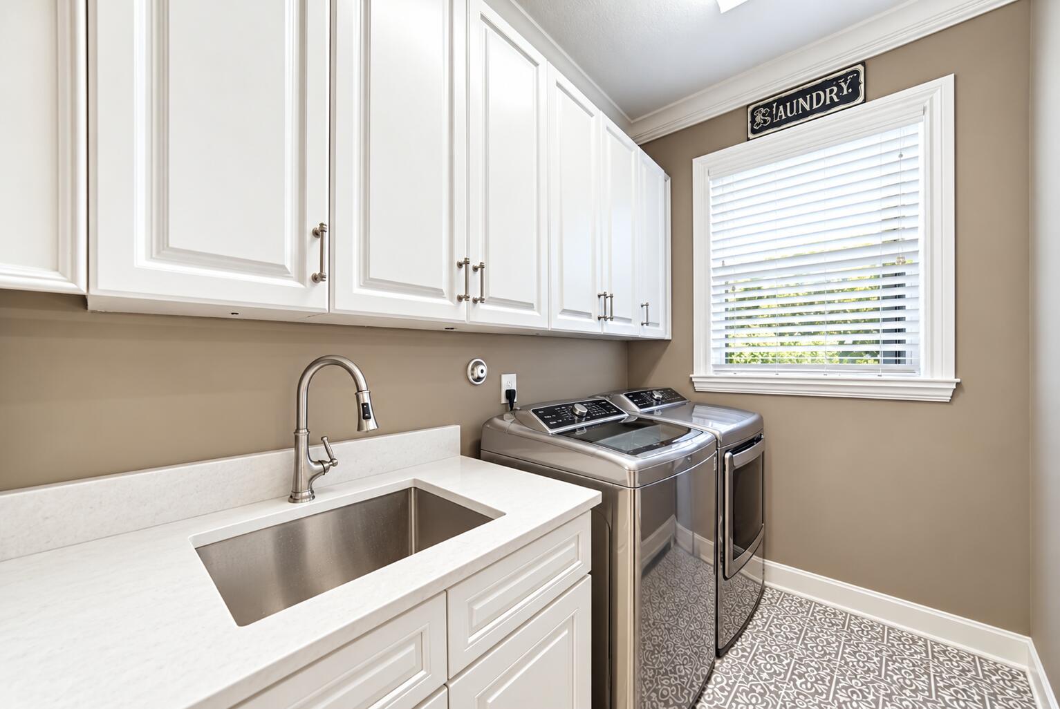Bright Modern Farmhouse Laundry Room