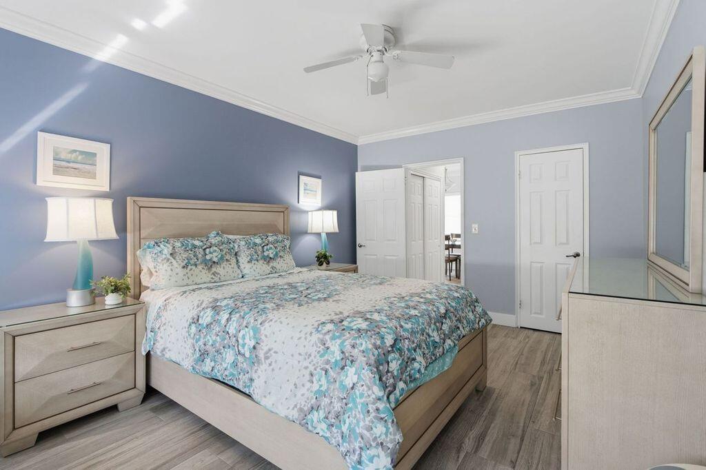 BEDROOM WITH WALK IN CLOSET