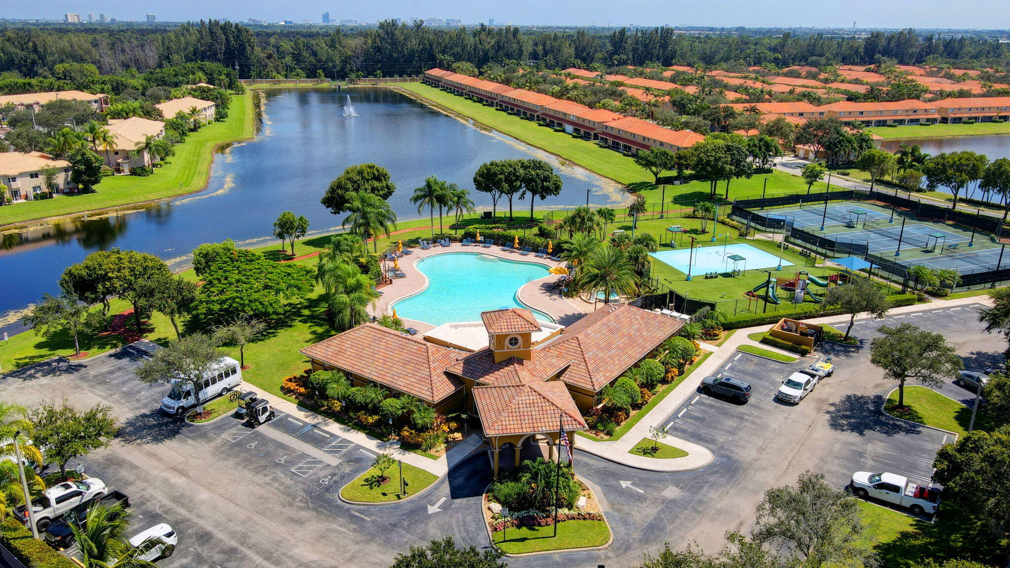 50-web-or-mls-03_briar bay (2)