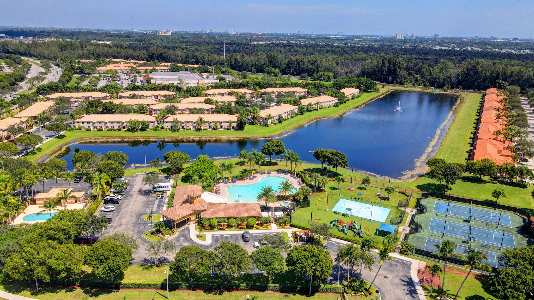48-web-or-mls-02_briar bay (1)