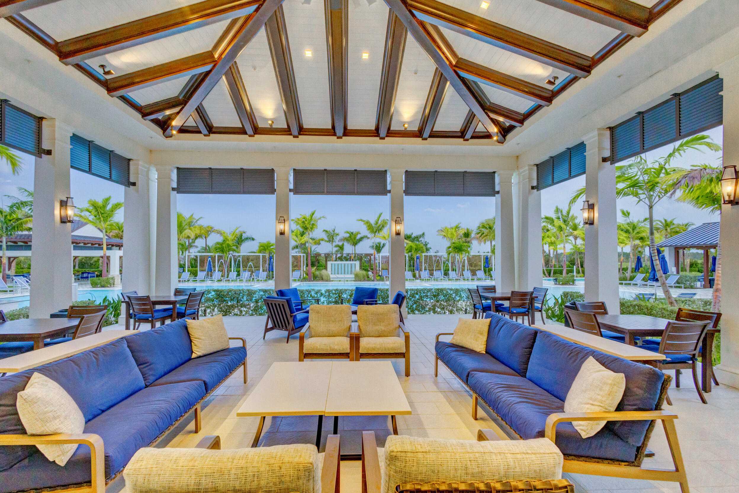 Pool - Lounge