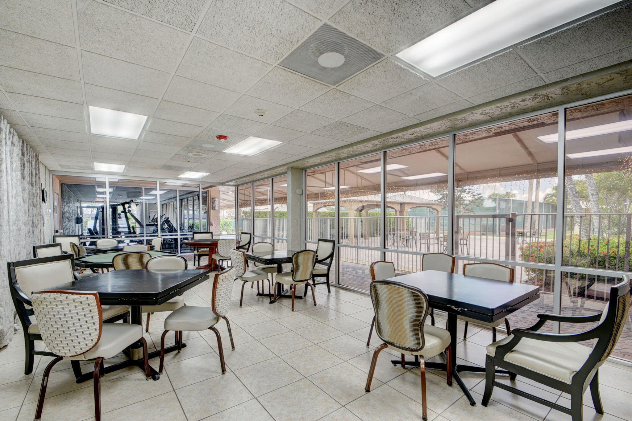 58-web-or-mls-Golden Lakes clubhouse B (