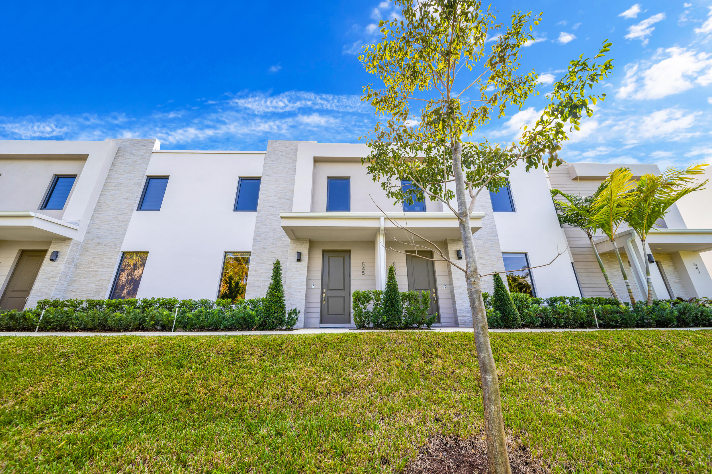-545 NW 17TH ST-BO-35