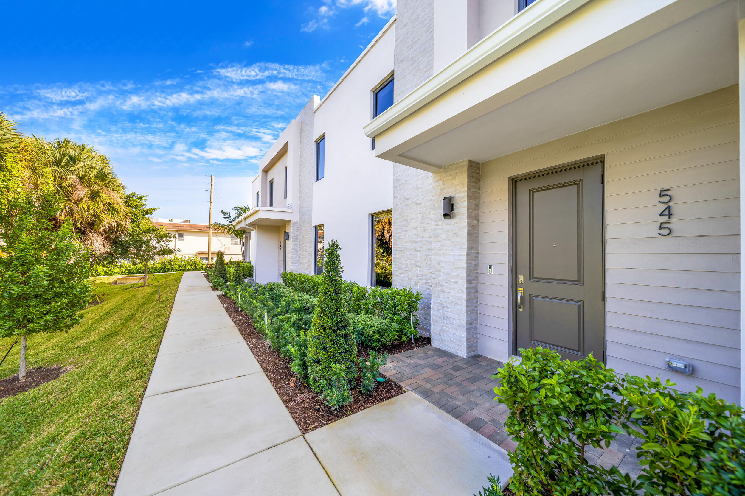 -545 NW 17TH ST-BO-34 -545 NW 17TH ST-BO-34