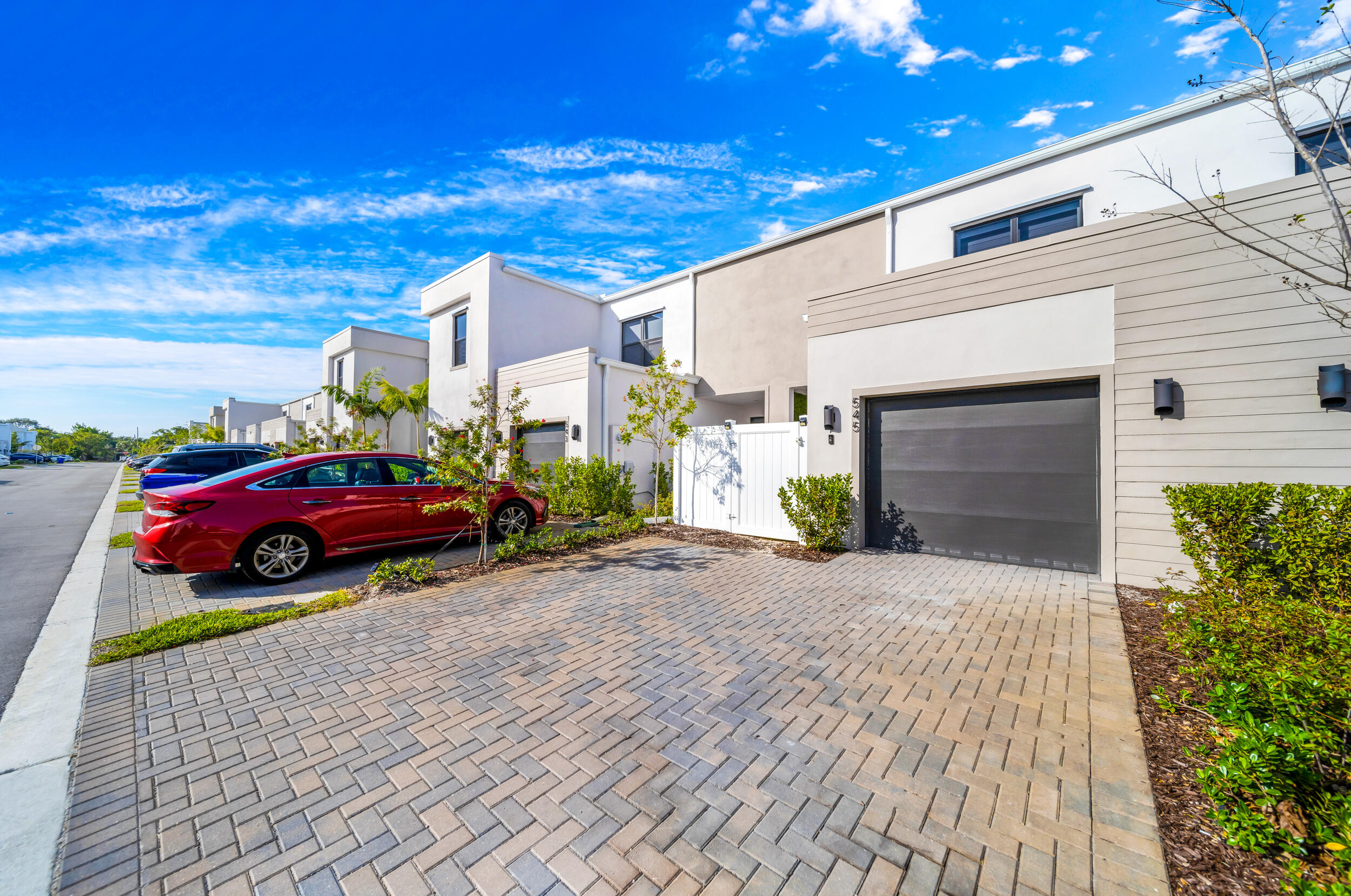 -545 NW 17TH ST-BO-36 -545 NW 17TH ST-BO-36