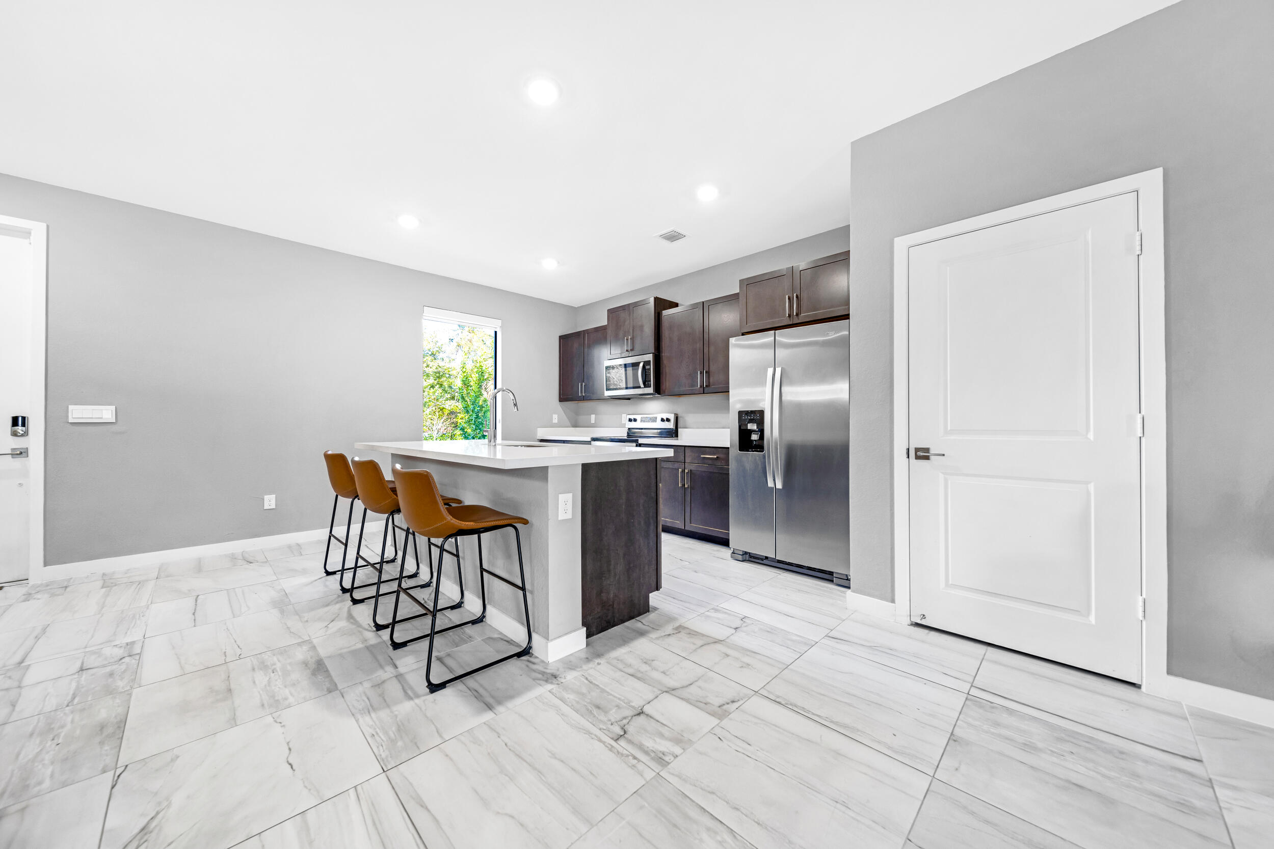 -545 NW 17TH ST-BO-24