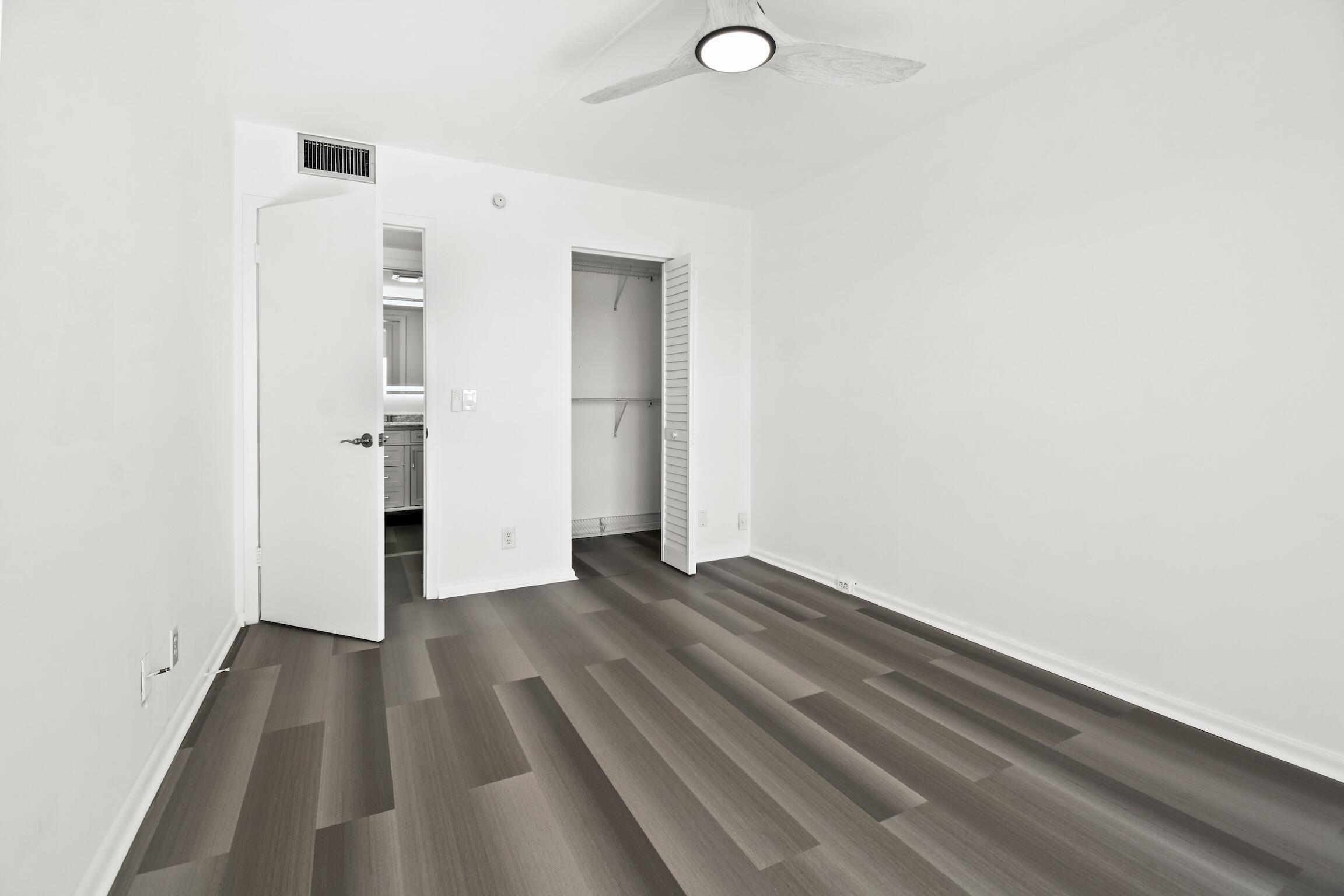 4047 Lincoln C Pic 11