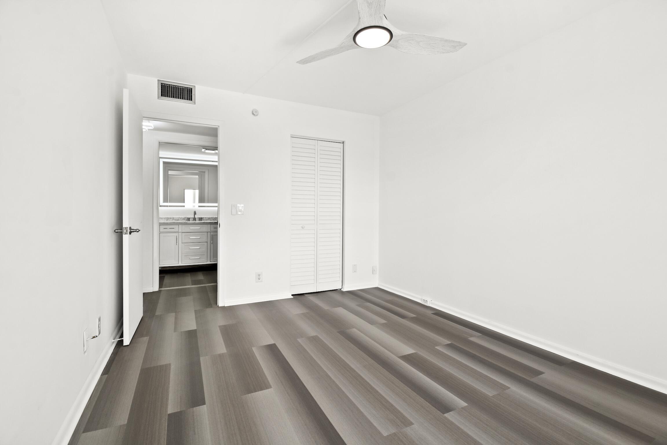 4047 Lincoln C Pic 14