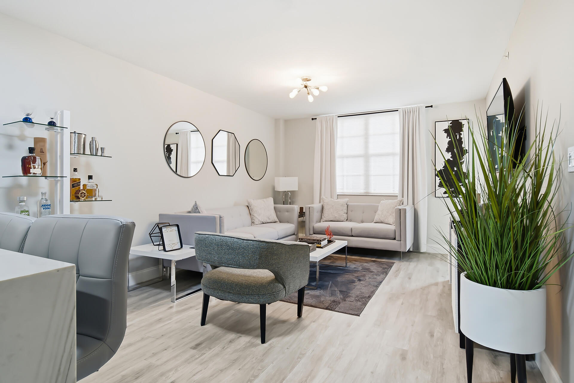 1801-N-FLAGLER-DR-APT-611-33407-001