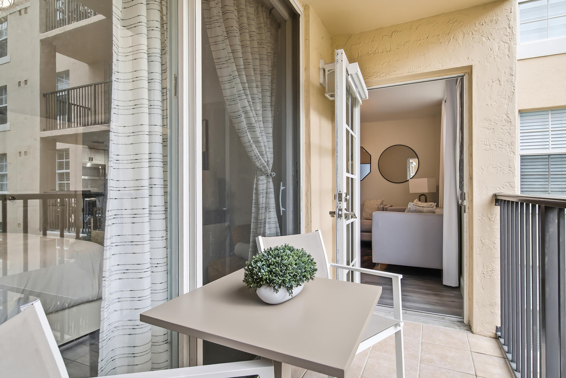 1801-N-FLAGLER-DR-APT-611-33407-019