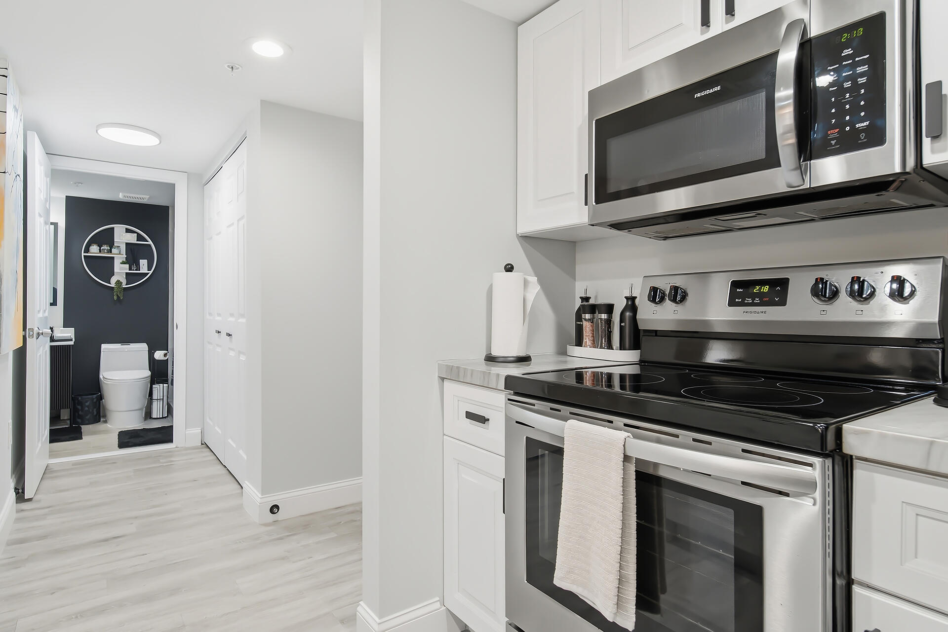 1801-N-FLAGLER-DR-APT-611-33407-010