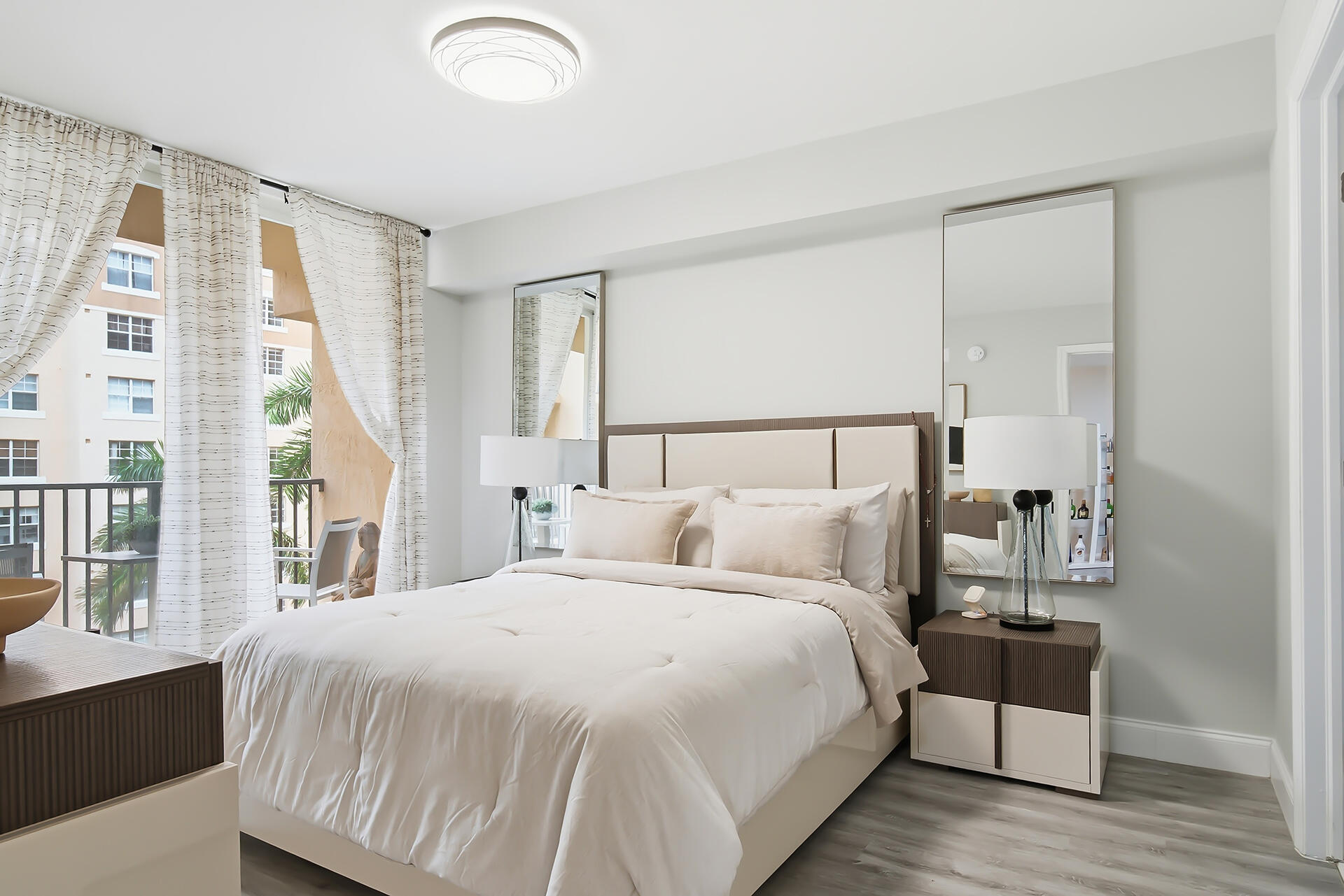 1801-N-FLAGLER-DR-APT-611-33407-011