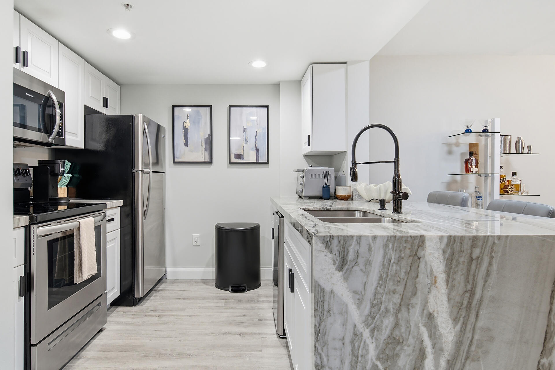 1801-N-FLAGLER-DR-APT-611-33407-006