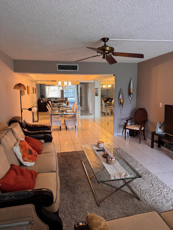 living room & Dinning