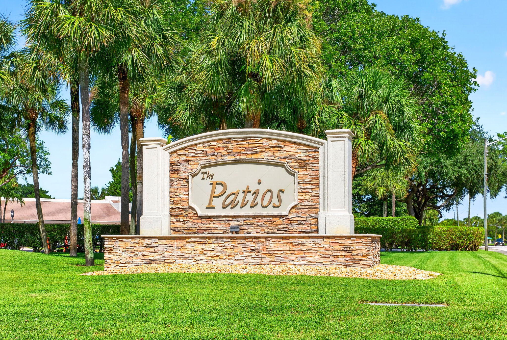 PATIOS OF BOCA BARWOOD
