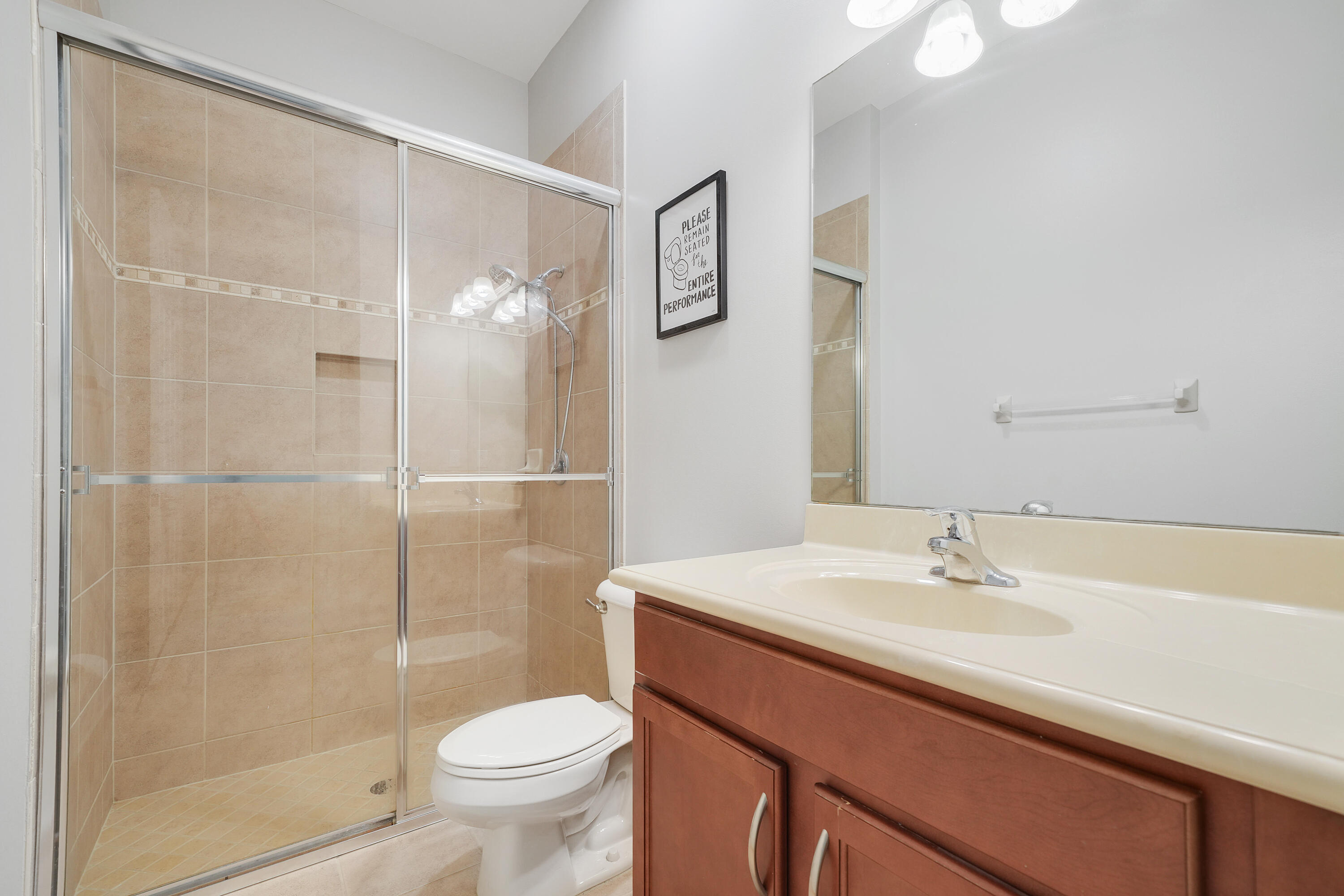 En Suite Bath #2