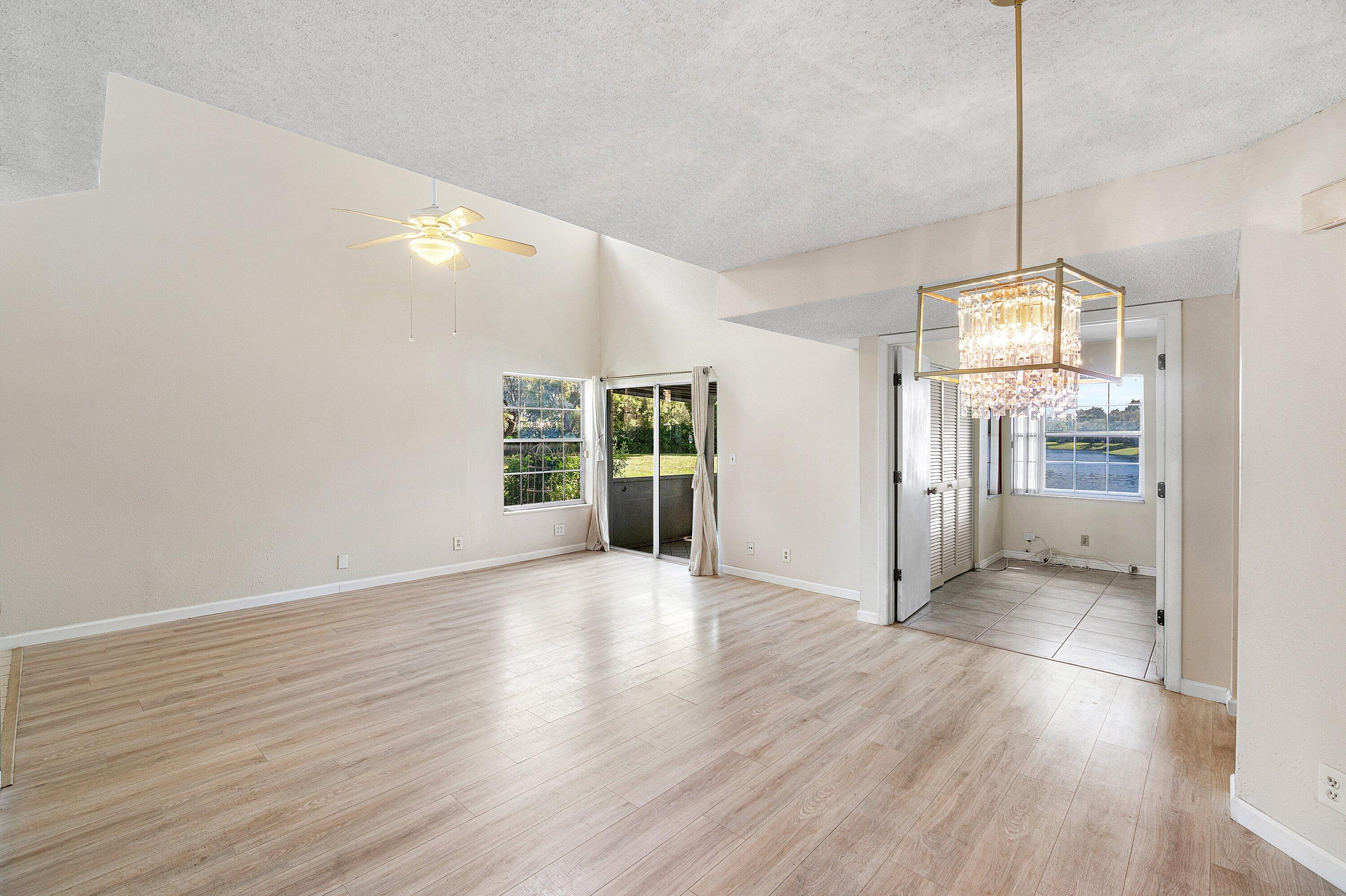 008-5272BuckheadCircle-1010-BocaRaton-FL