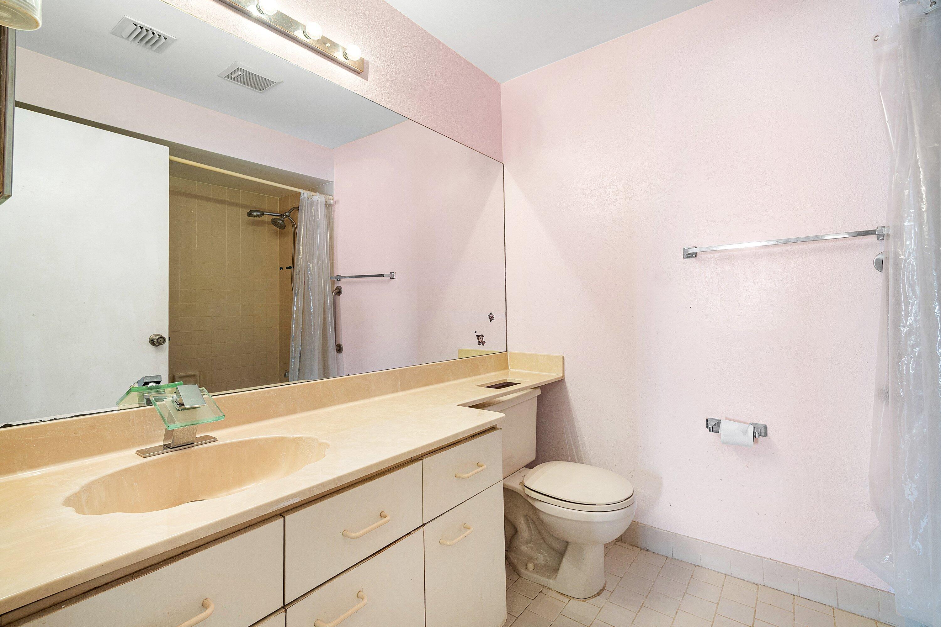 022-5272BuckheadCircle-1010-BocaRaton-FL