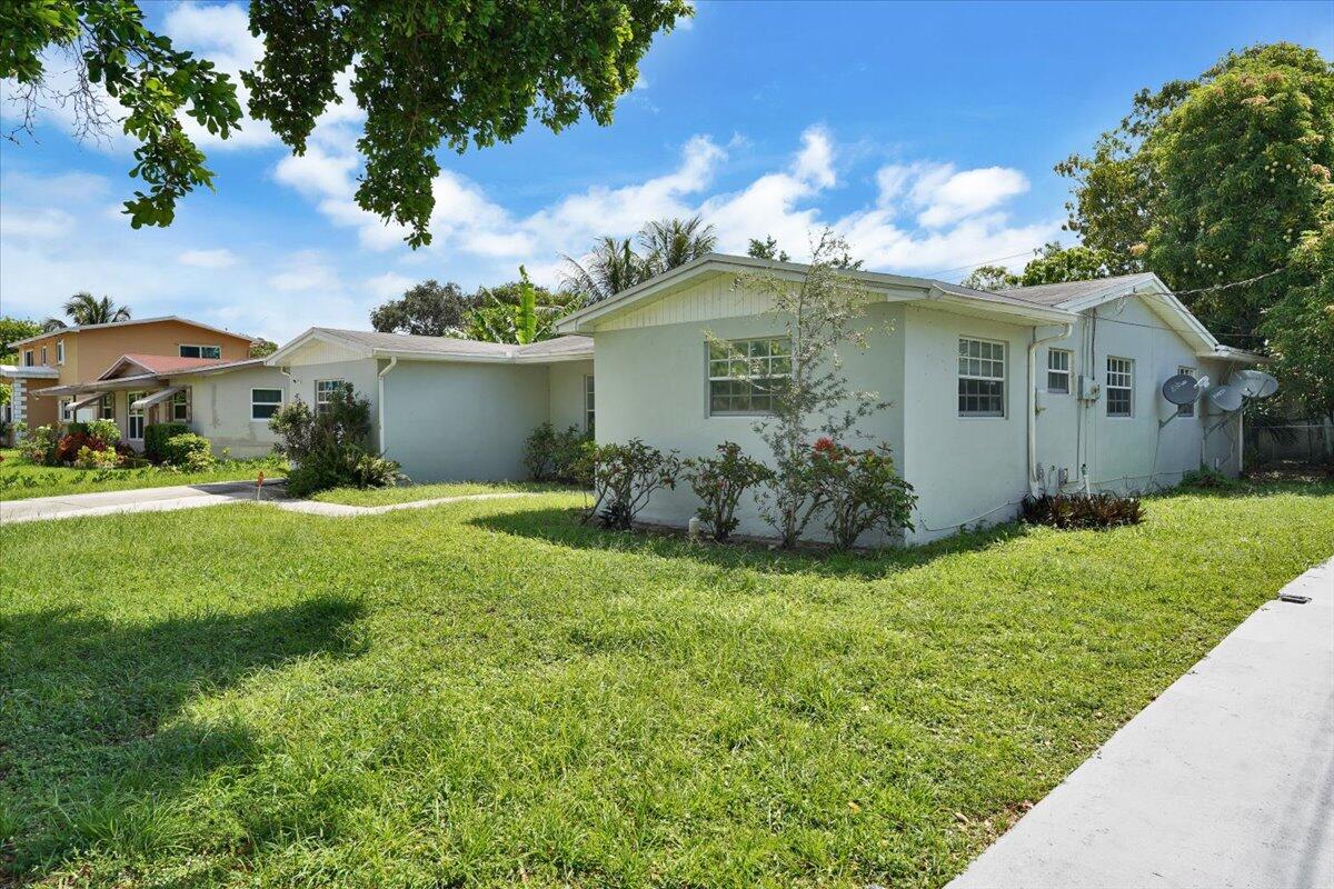 03-3982 NW 39th St-3