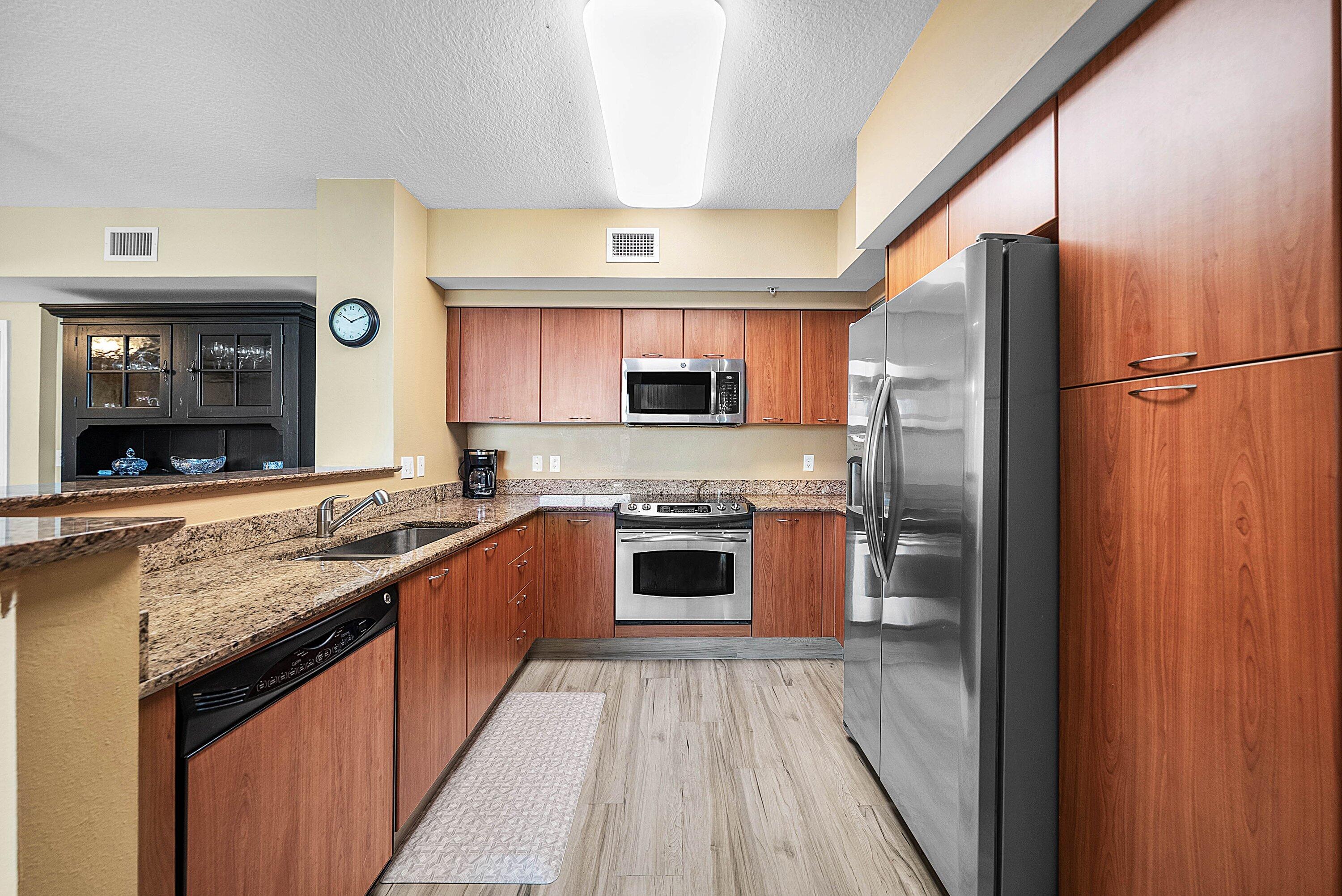 010-700EastBoyntonBeachBoulevard-710-Boy