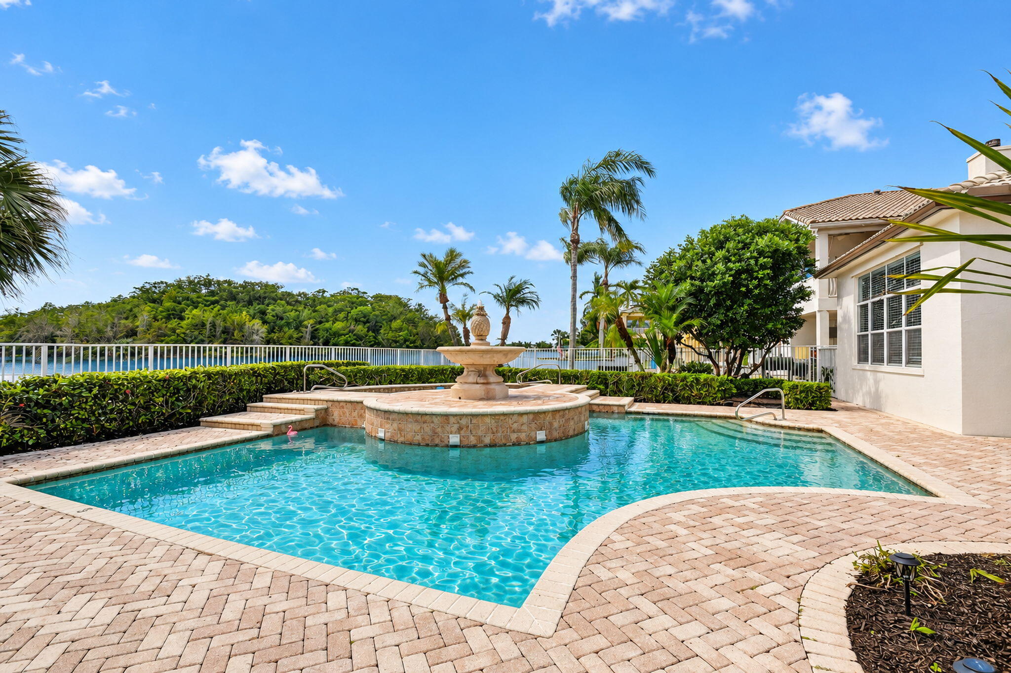 2286 Merriweather Way (43)
