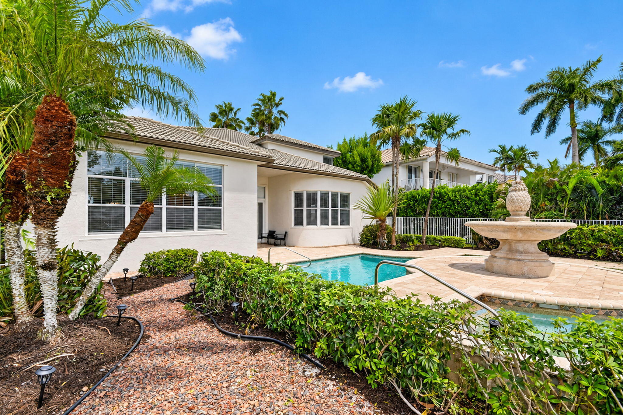 2286 Merriweather Way (48)