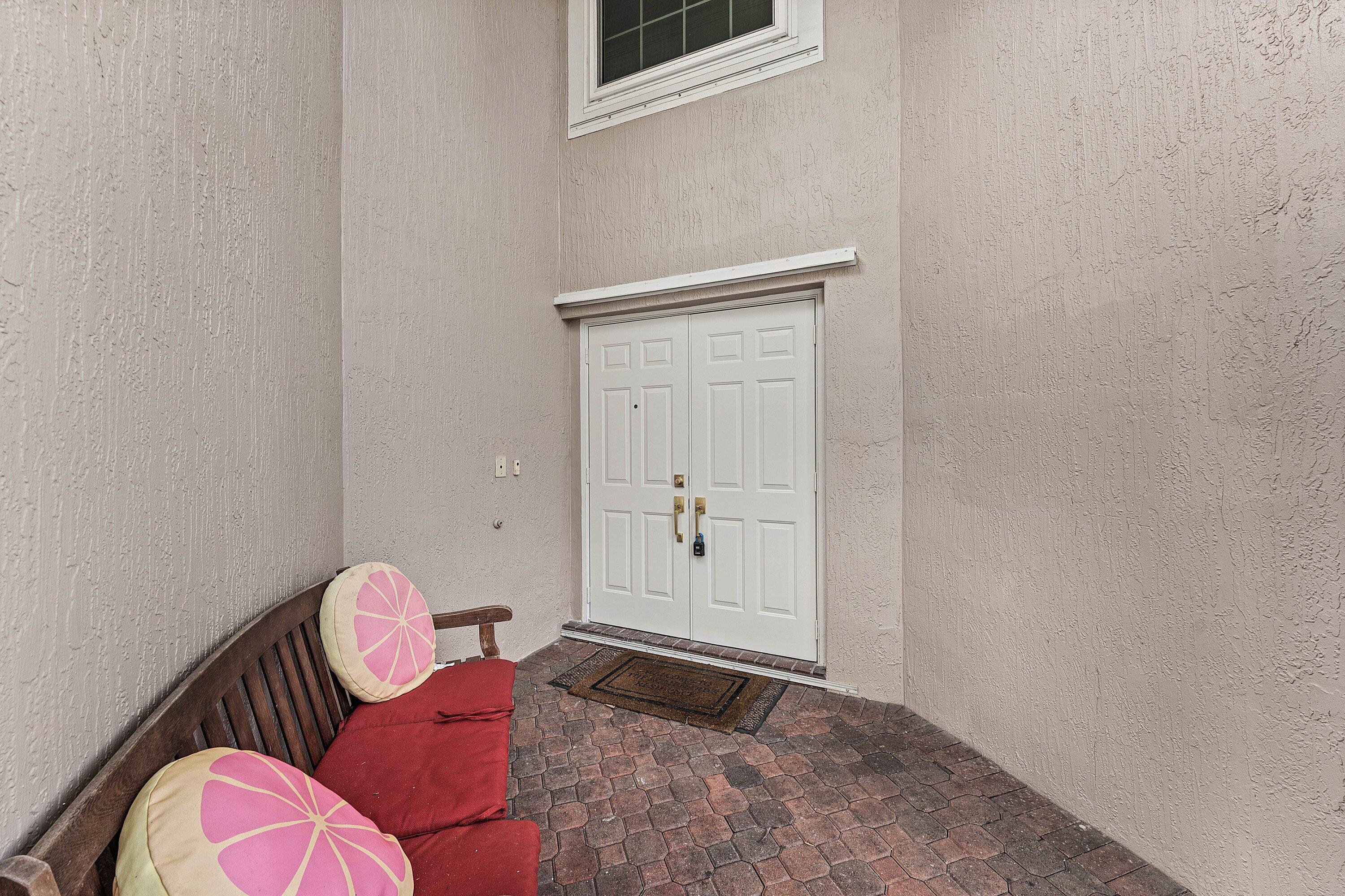 004-6486BravaWay-BocaRaton-FL-33433-SMAL