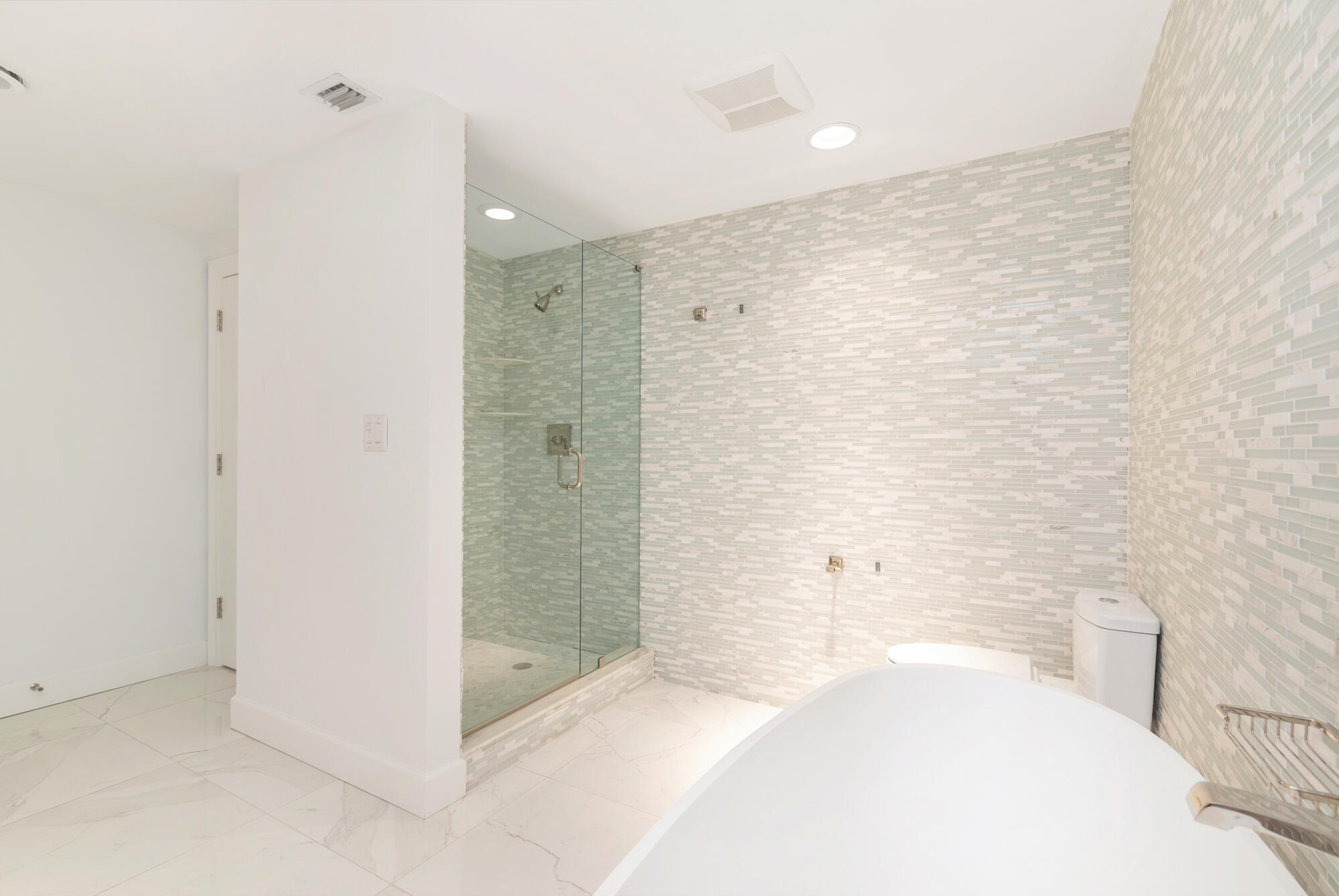 Primary Bathroom with soaking tub and walk in shower
