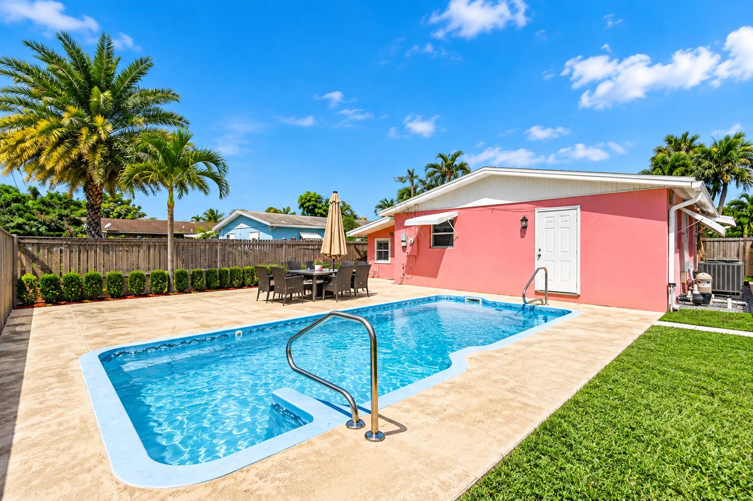 Tropical Backyard Pool Retreat