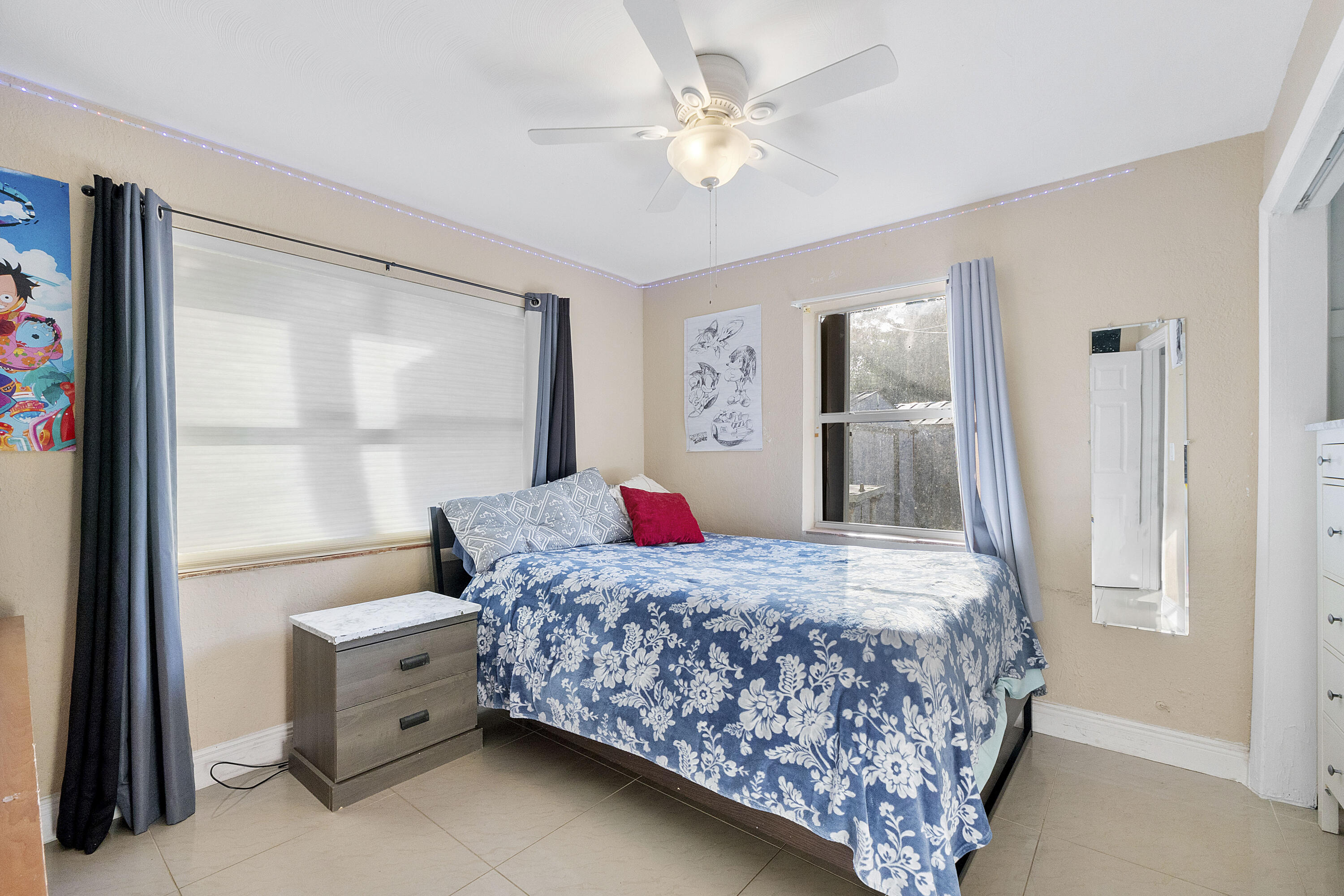 2911 Ne 11th Ave_017