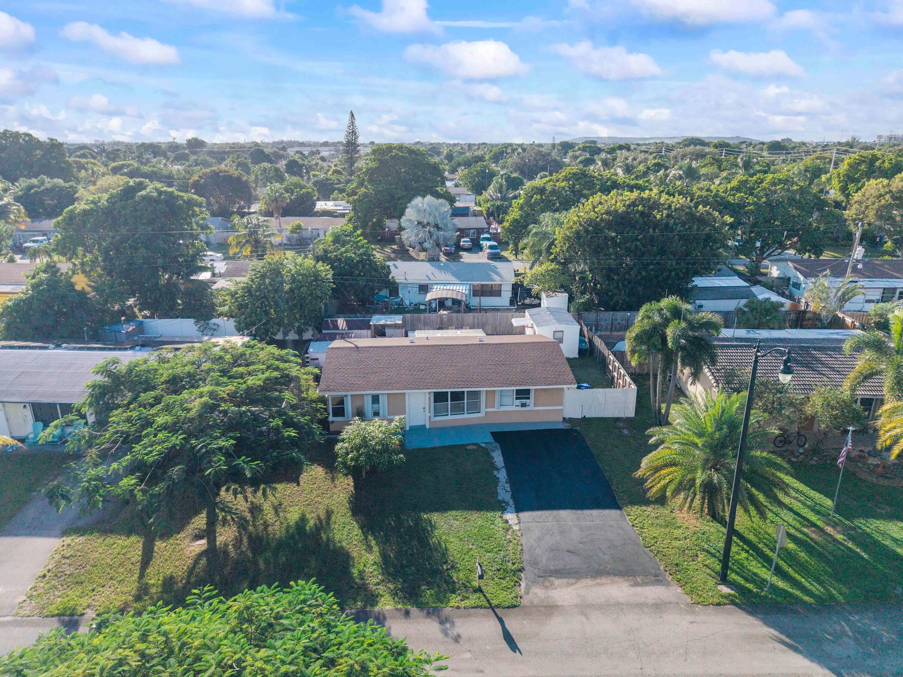 2911 Ne 11th Ave_005