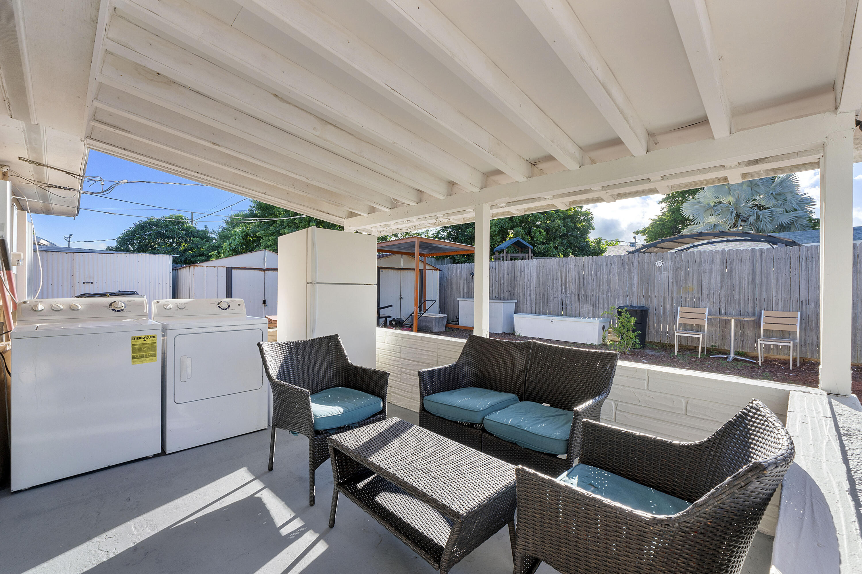 2911 Ne 11th Ave_034