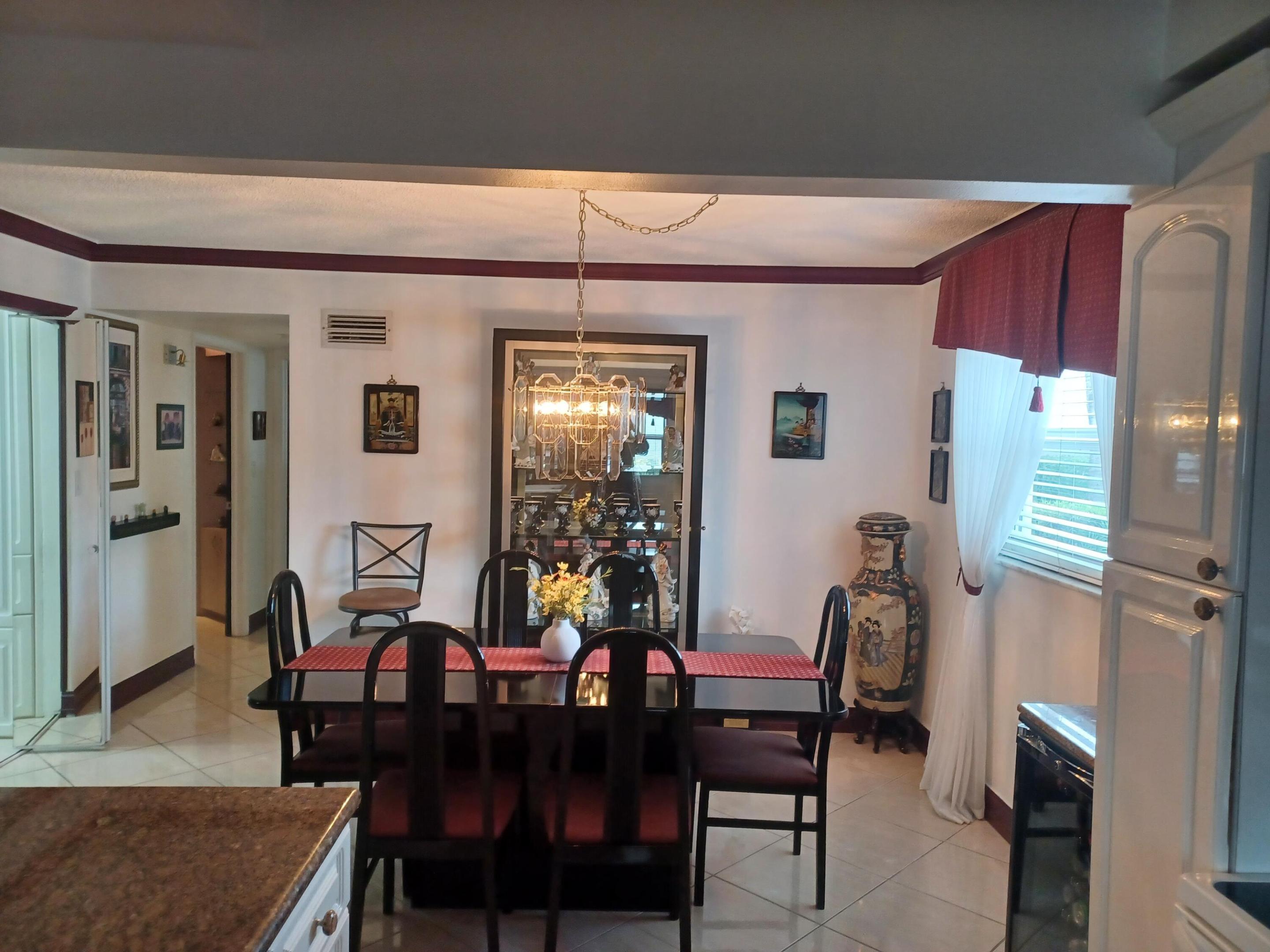 dinning area 1