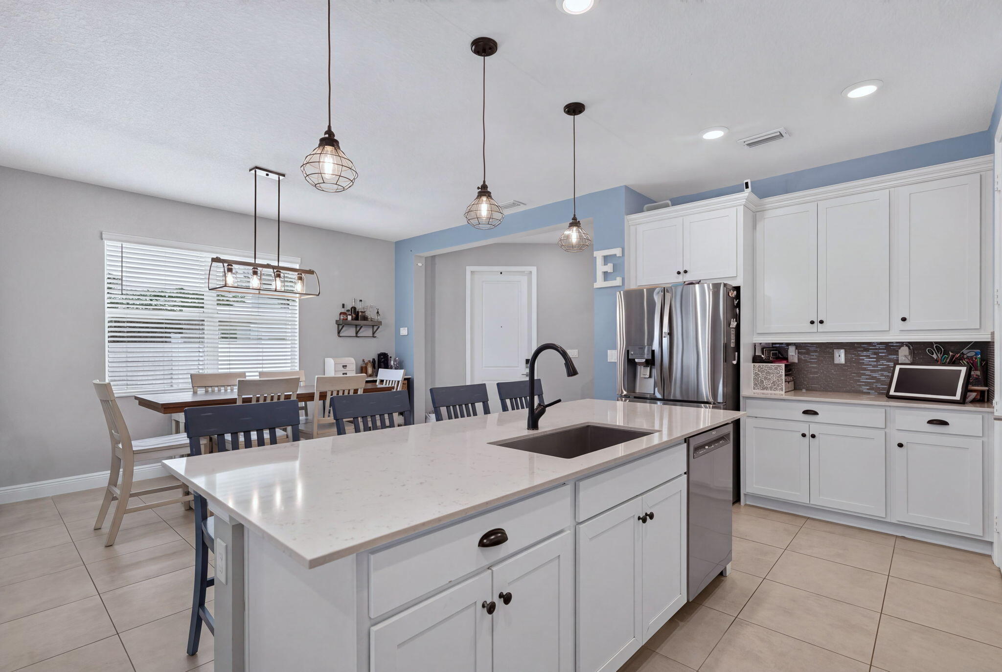 12-web-or-mls-14-web-or-mls-4080 Rosa Dr