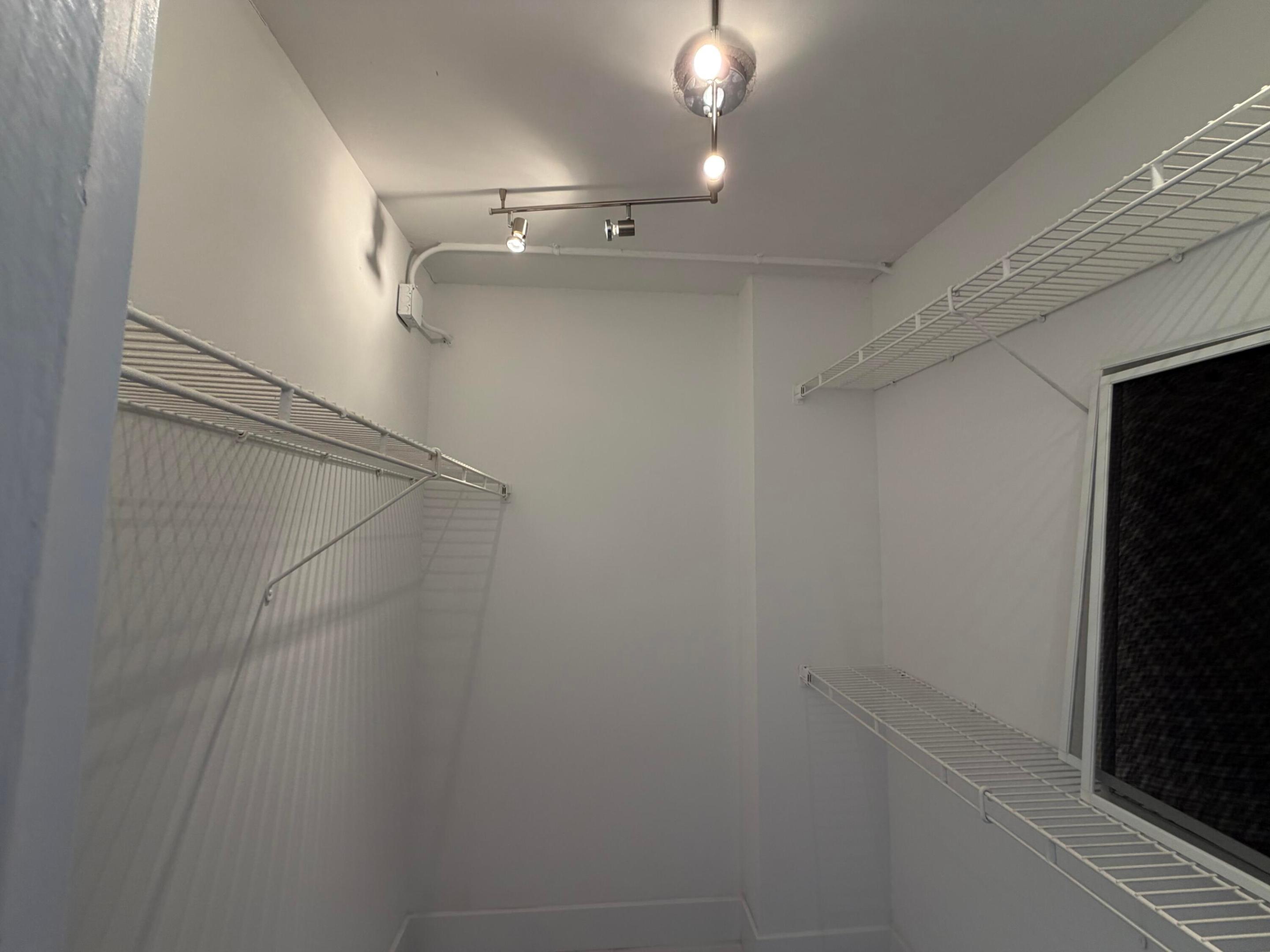 walk in closet