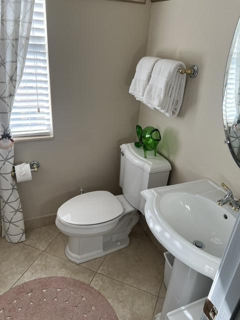 3ND LEVEL GUEST BATH