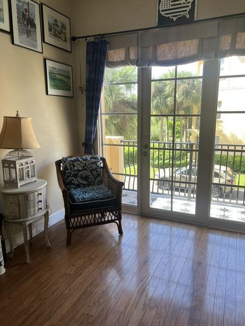 DEN W/FRENCH DOORS TO FRONT BALCONY