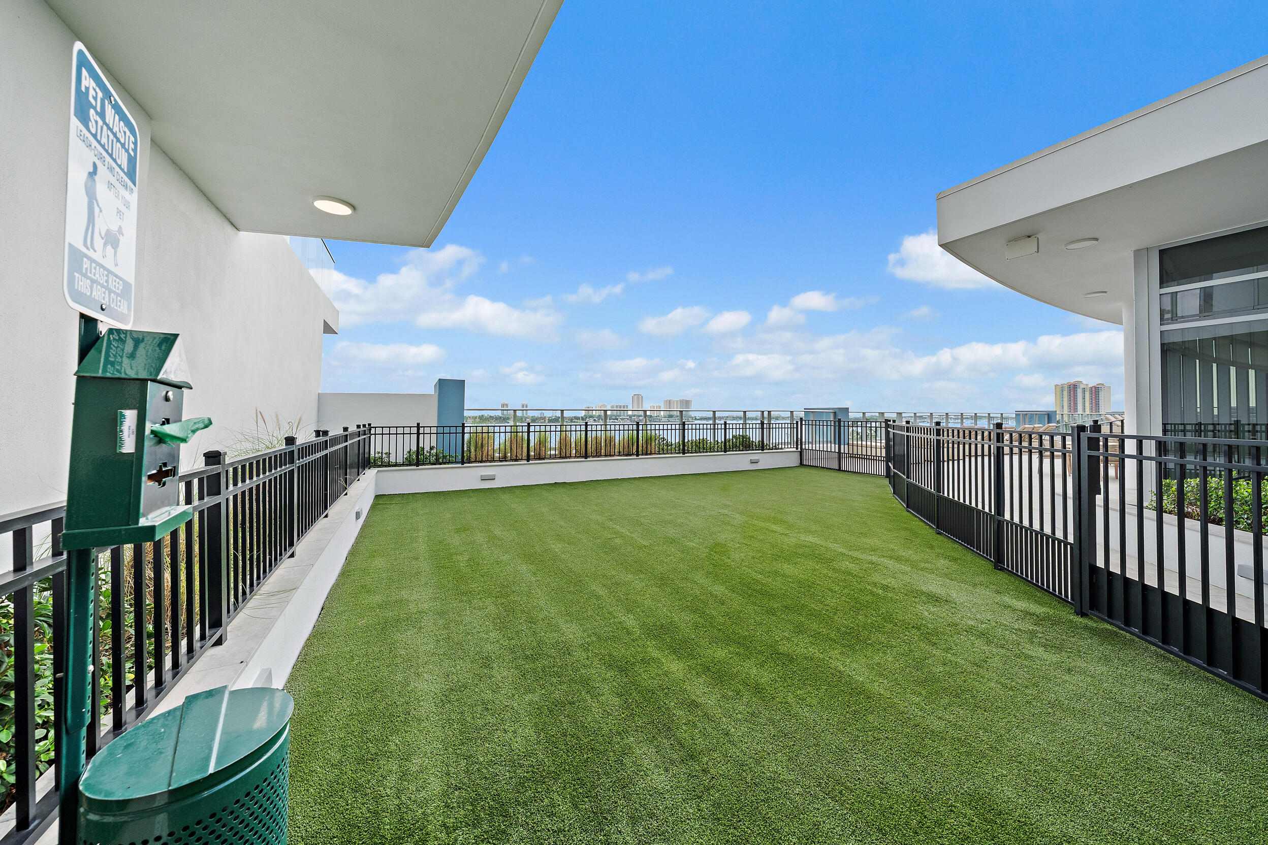 6th Floor - Dog Park/Wash Station