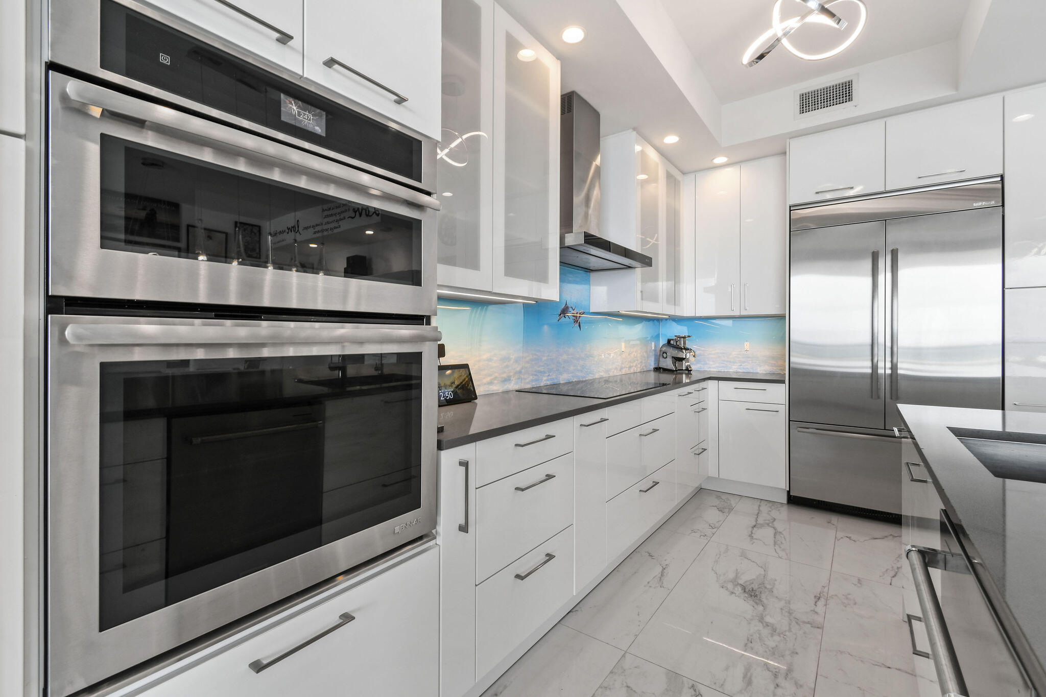 PH 2204 Custom Kitchen PH 2204 Custom Kitchen