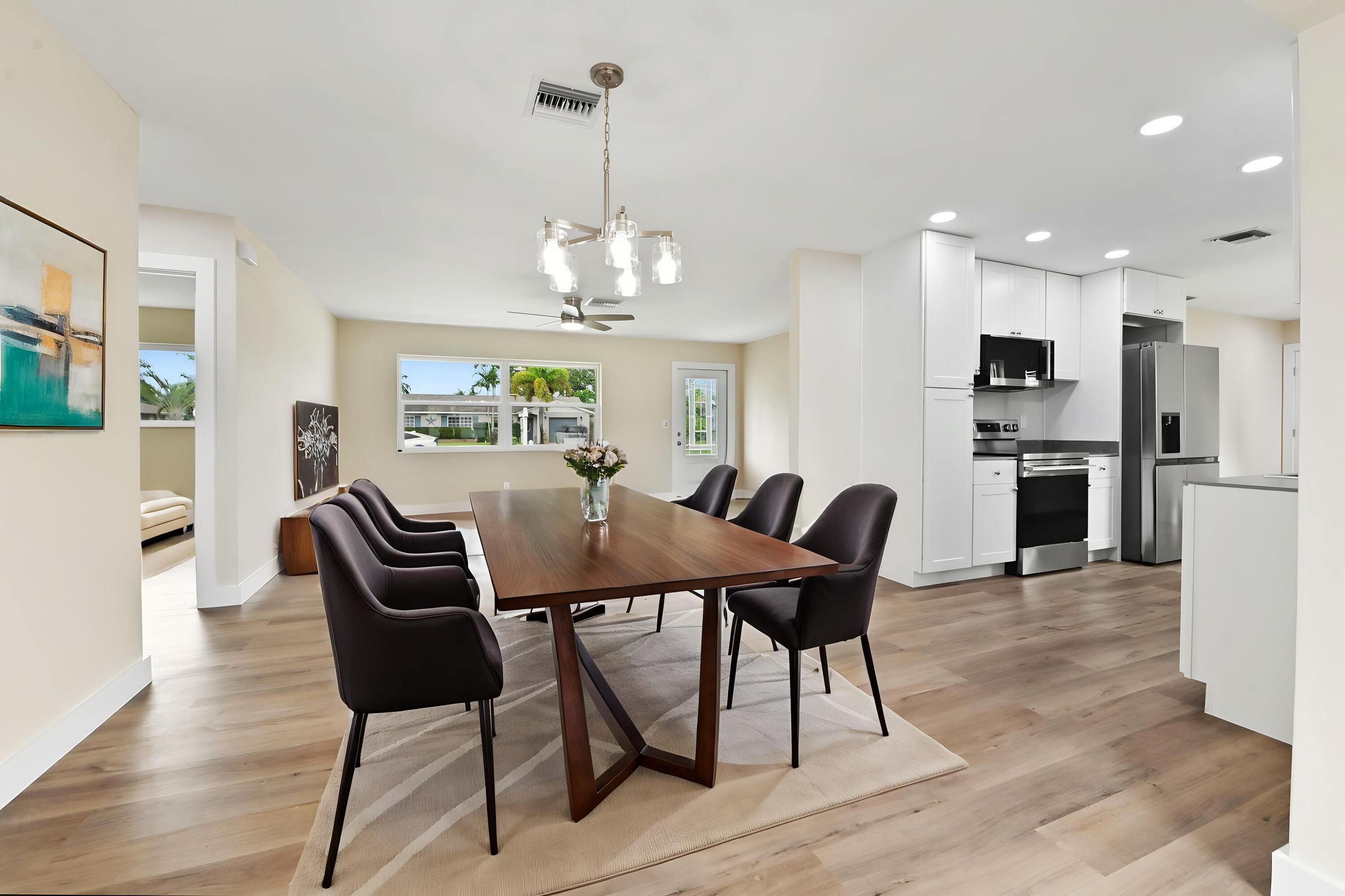 11-Dining-area-02_VS