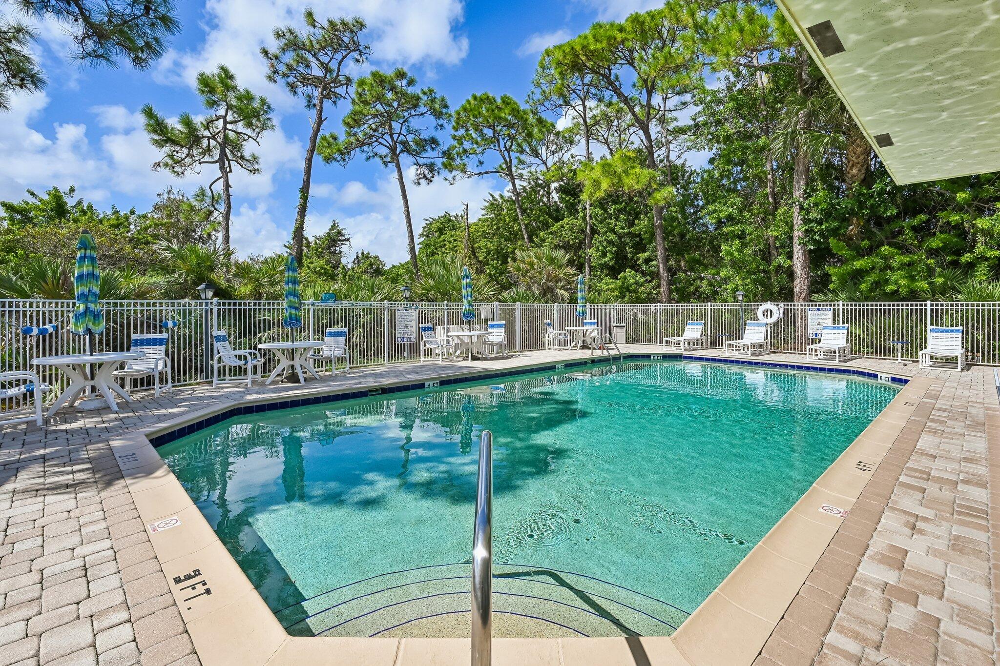 Club Pool