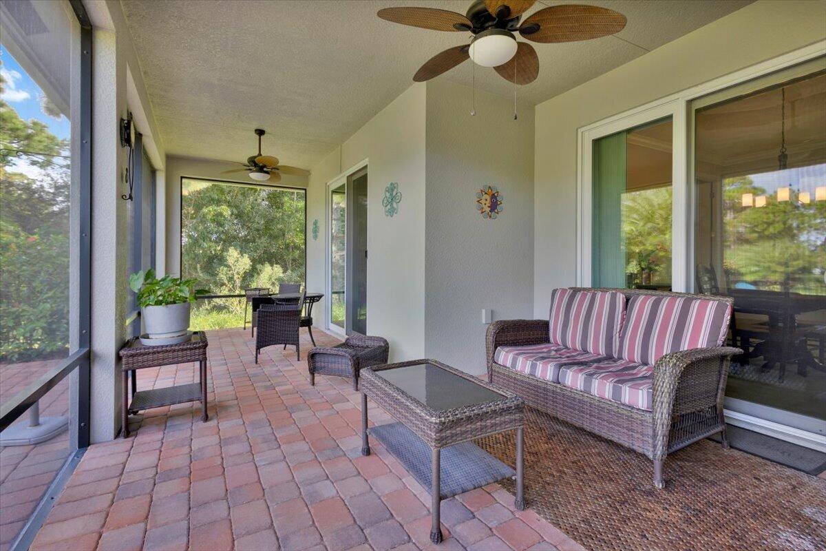 Screened in Covered Lanai