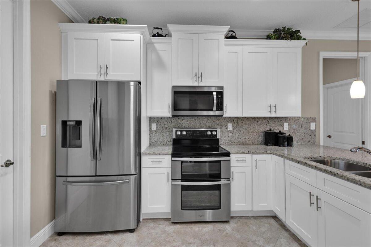 White Shaker Cabinets